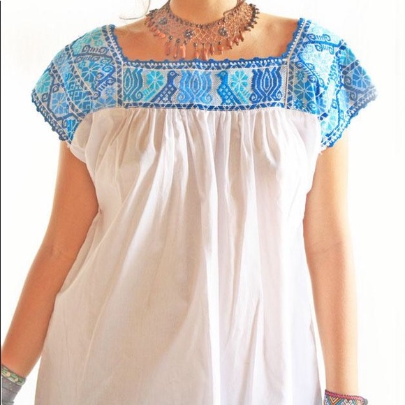 Mexican Embroidered Blouse Blue Birds - Picture 2 of 4